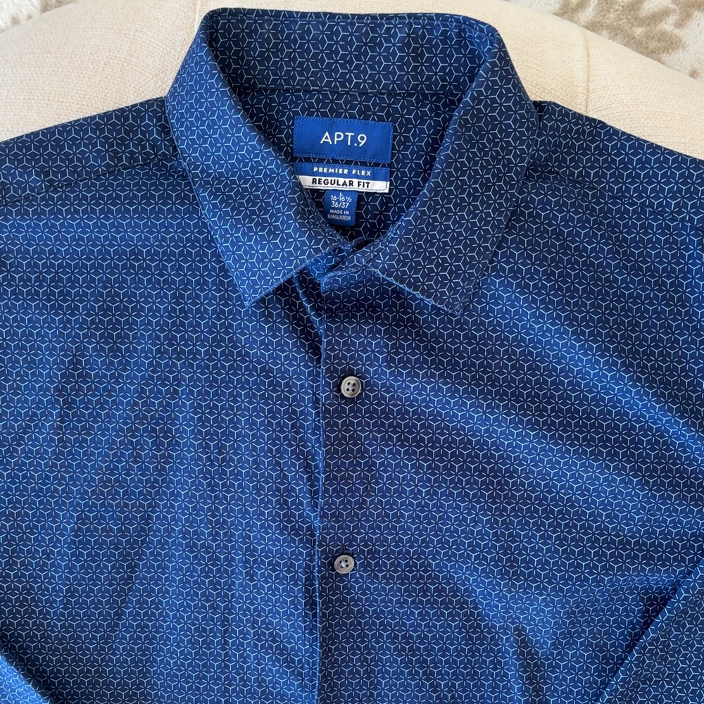 Apt. 9‎ Men's Navy Dress Shirt size Large - Picture 2 of 9